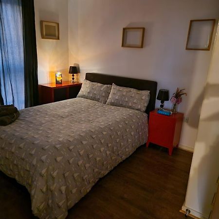 Two Bed In Sportscity Manchester Bagian luar foto